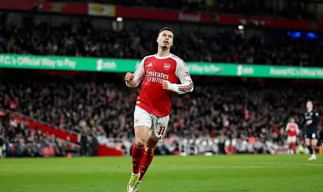 阿森纳足总杯大胜晋级，多线争锋争冠势头如虹